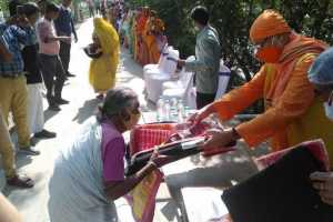 Distribution of Relief Materials by Sonarpur SVM Mission and Ramkrishna Mission